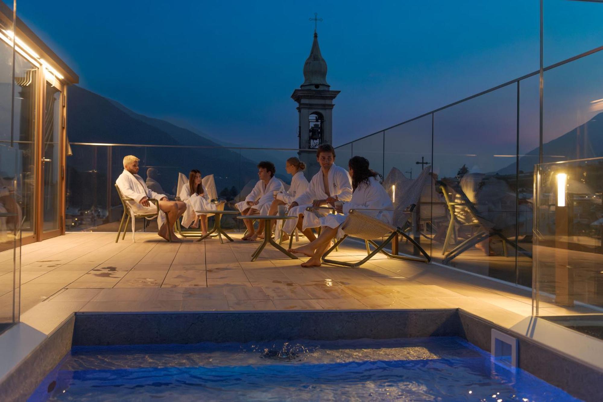 Wine Hotel San Carlo - Relais & Spa - Boutique Hotel Chiuro Eksteriør billede