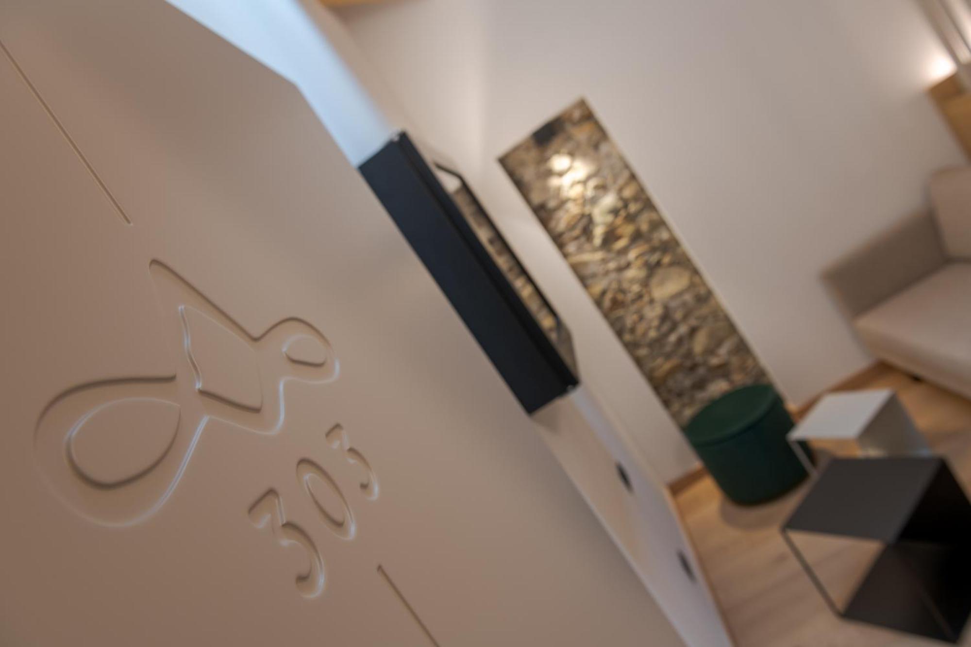 Wine Hotel San Carlo - Relais & Spa - Boutique Hotel Chiuro Eksteriør billede