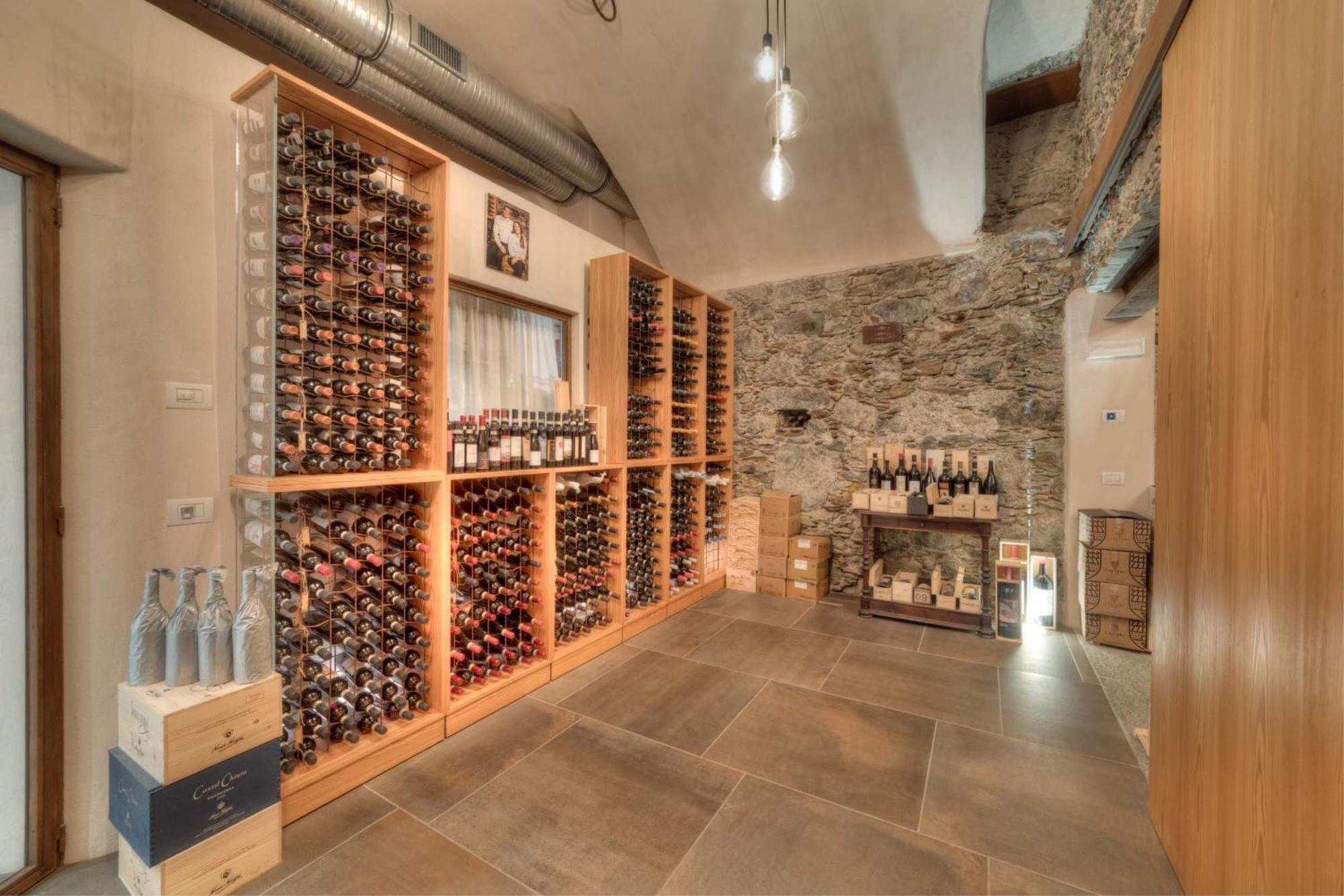 Wine Hotel San Carlo - Relais & Spa - Boutique Hotel Chiuro Eksteriør billede