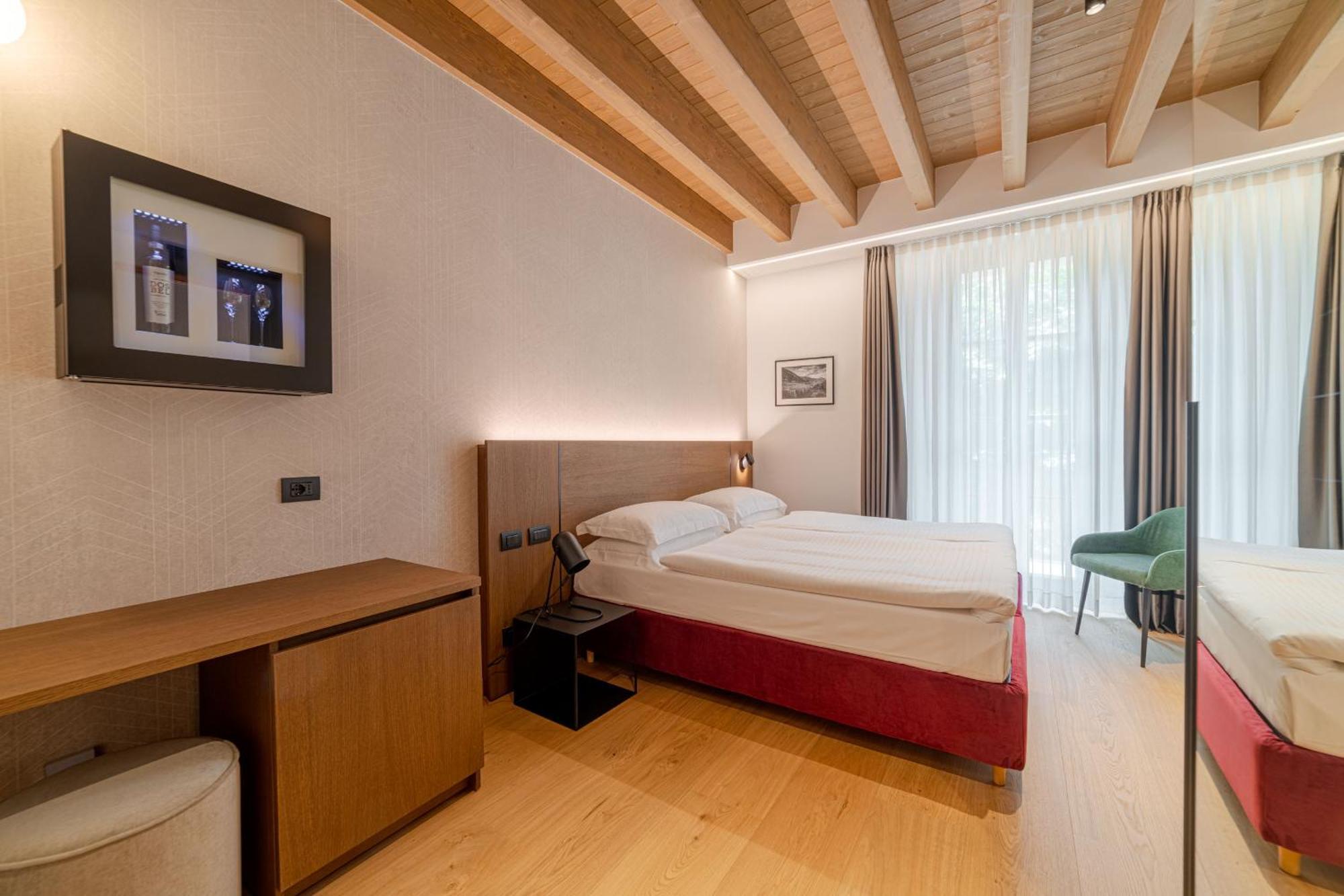Wine Hotel San Carlo - Relais & Spa - Boutique Hotel Chiuro Eksteriør billede