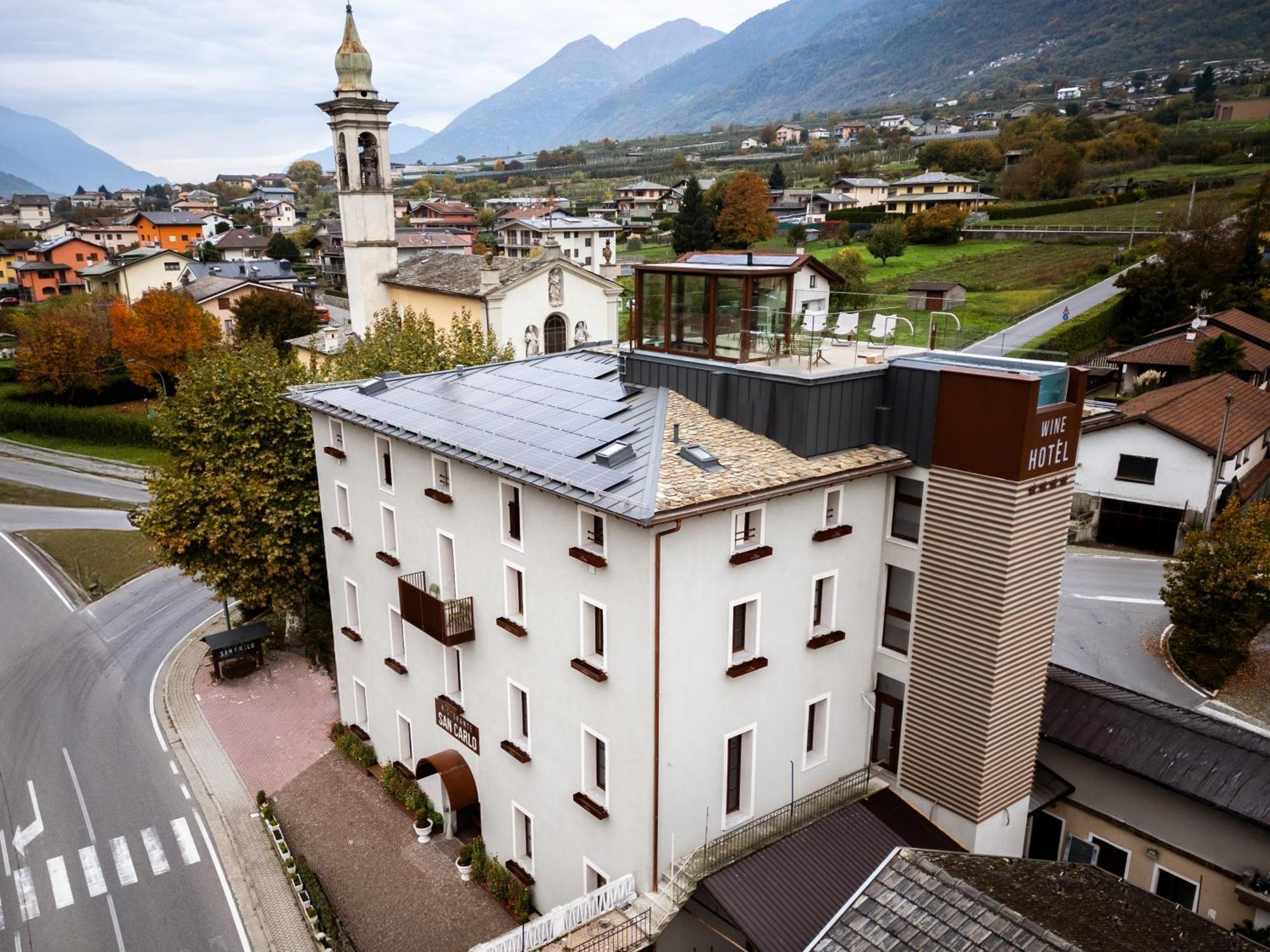 Wine Hotel San Carlo - Relais & Spa - Boutique Hotel Chiuro Eksteriør billede